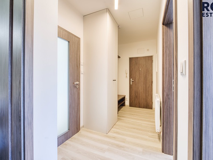 Pronájem bytu 3+kk 61 m² (Jednopodlažní) - foto 7