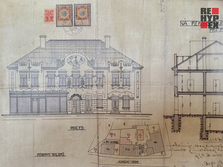 Prodej vícegeneračního domu 980 m², pozemek 523 m² - foto 2