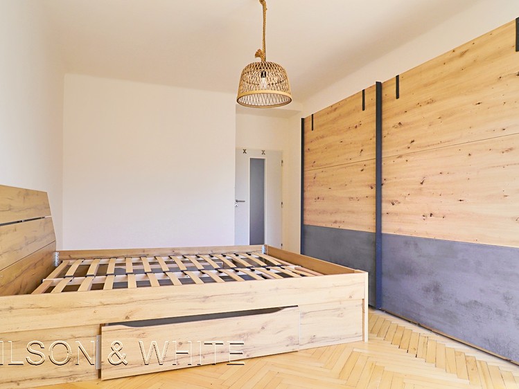Pronájem bytu 2+1 81 m² (Jednopodlažní) - foto 2