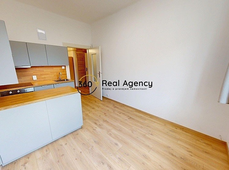 Pronájem bytu 2+kk 46 m² (Jednopodlažní) - foto 6