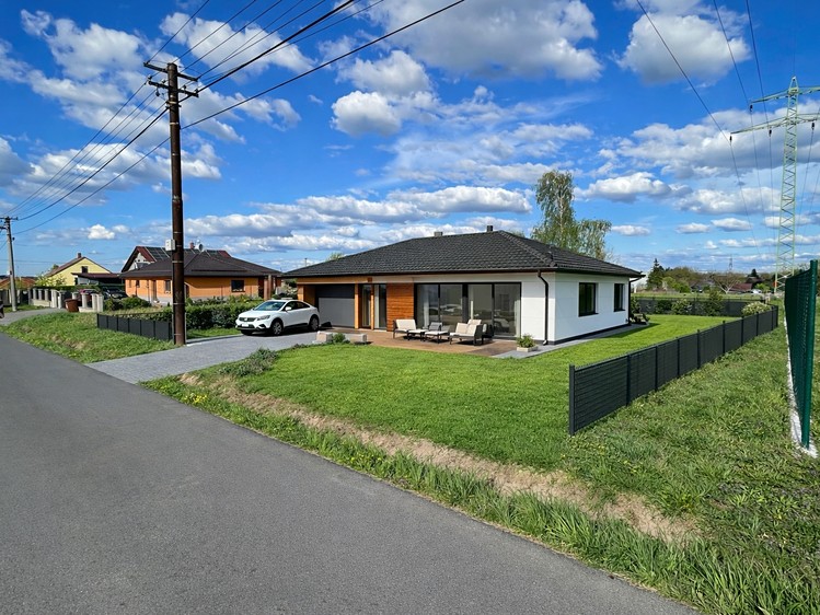 Prodej stavebního pozemku 1 650 m² - foto 7