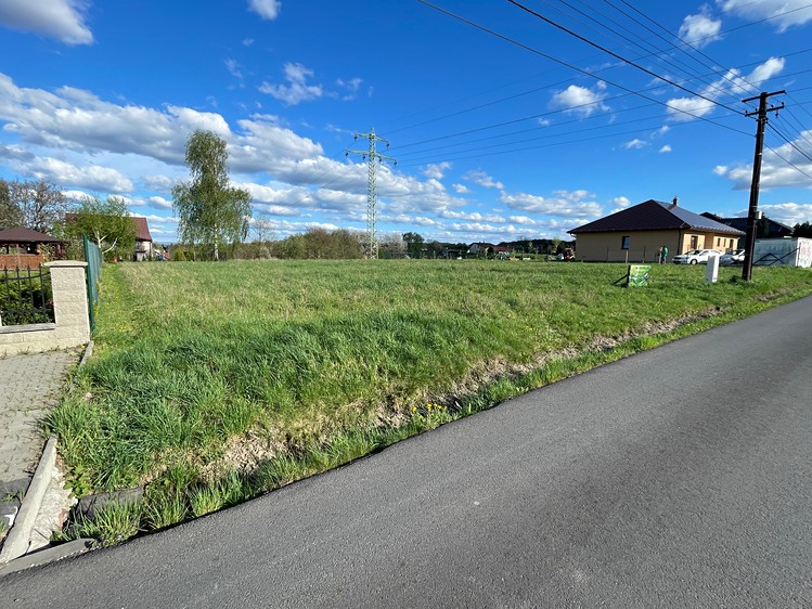 Prodej stavebního pozemku 1 650 m² - foto 2