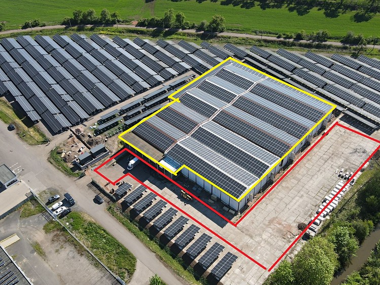 Pronájem výrobní haly, prostoru 5 000 m² - foto 1