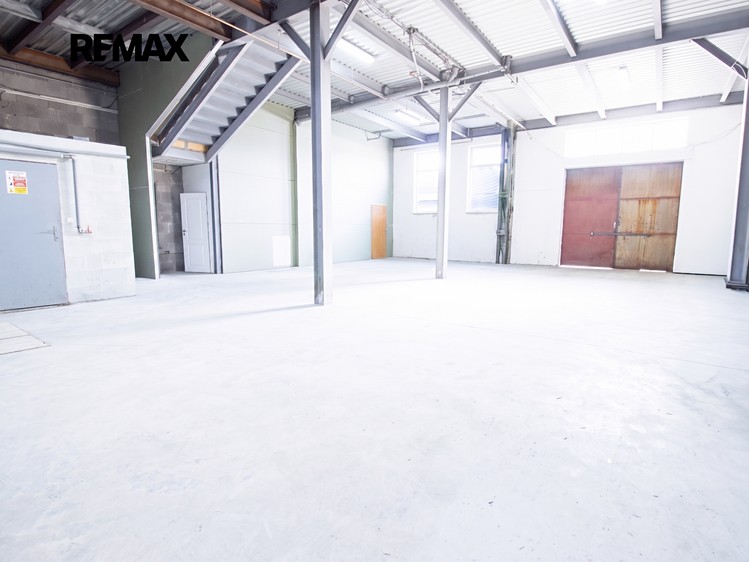 Pronájem skladového prostoru 1 263 m² - foto 4