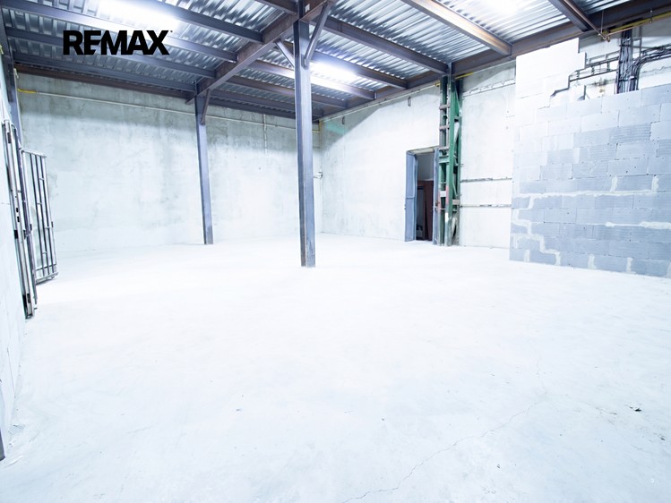 Pronájem skladového prostoru 1 263 m² - foto 8