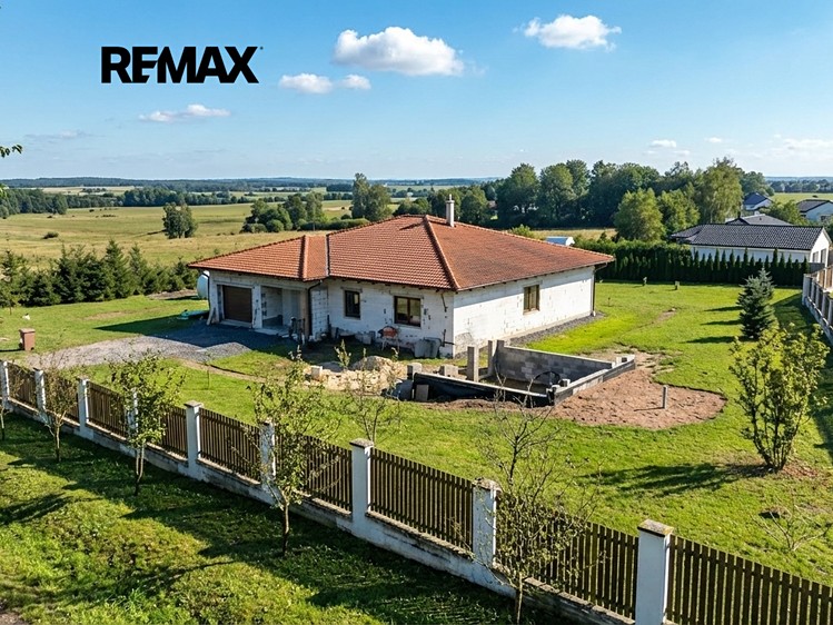 Prodej rodinného domu 210 m², pozemek 3 058 m² - foto 3