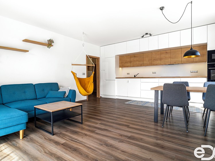Prodej bytu 3+kk 72 m² (Jednopodlažní) - foto 2