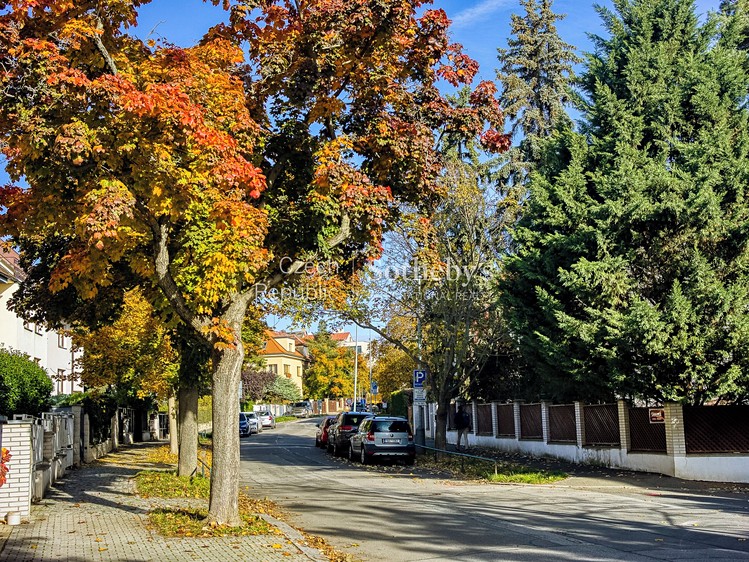 Prodej bytu 2+kk 56 m² (Jednopodlažní) - foto 2