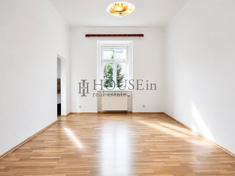 Pronájem bytu 3+1 87 m² - foto 7