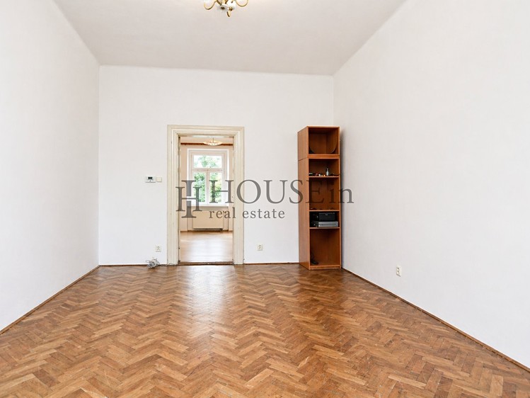 Pronájem bytu 3+1 87 m² - foto 3