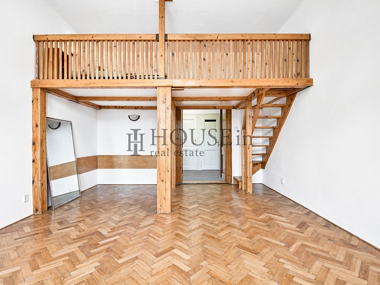 Pronájem bytu 3+1 87 m² - foto 1
