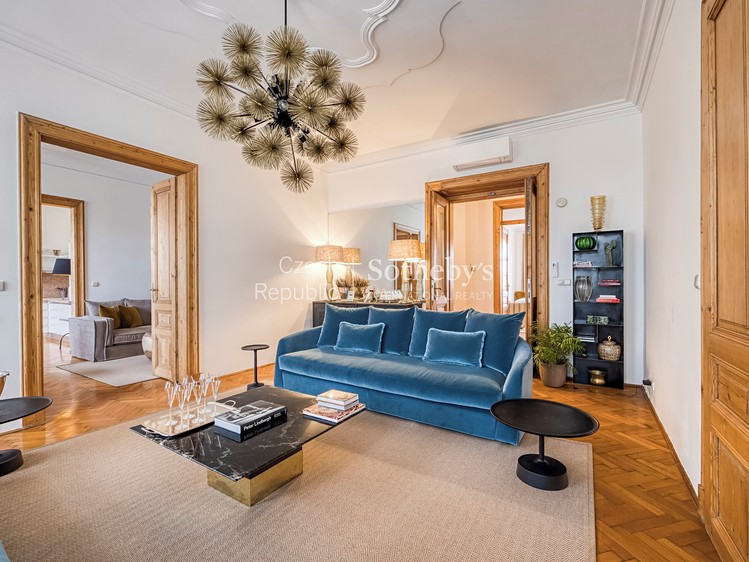 Pronájem bytu 5+1 171 m² - foto 1