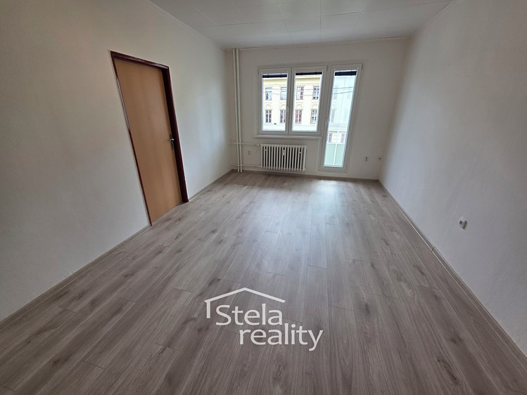 Pronájem bytu 2+1 56 m² - foto 3