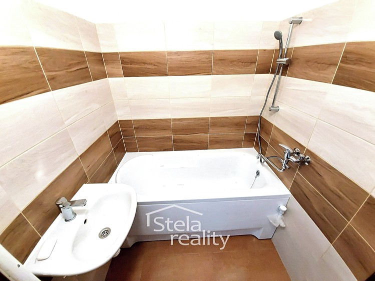 Pronájem bytu 2+1 56 m² - foto 2