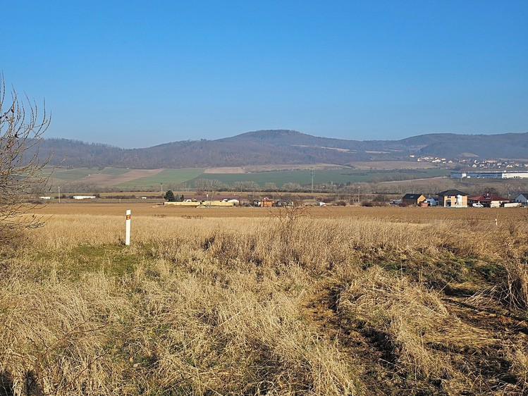 Prodej rodinného domu 97 m², pozemek 1 880 m² - foto 2