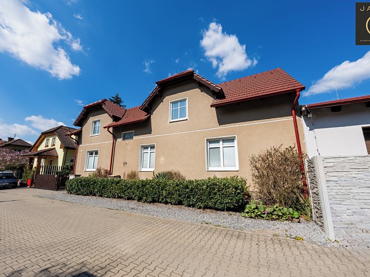 Prodej rodinného domu 136 m², pozemek 477 m² - foto 5