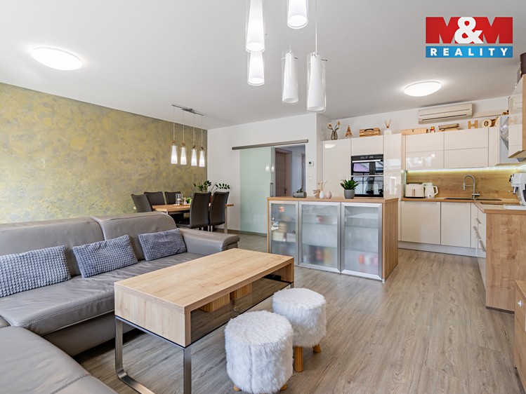 Prodej rodinného domu 145 m², pozemek 439 m² - foto 4