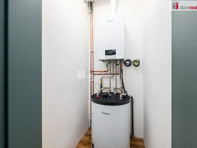 Prodej rodinného domu 140 m², pozemek 287 m² - foto 7