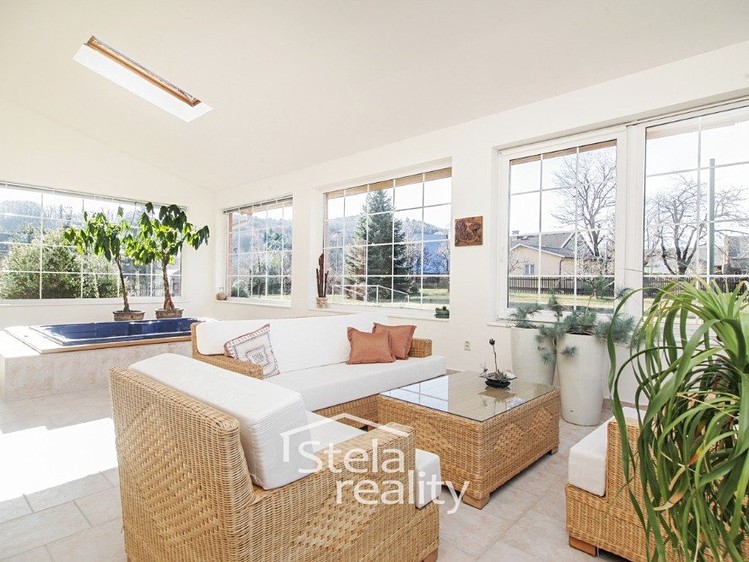Prodej rodinného domu 321 m², pozemek 6 211 m² - foto 8