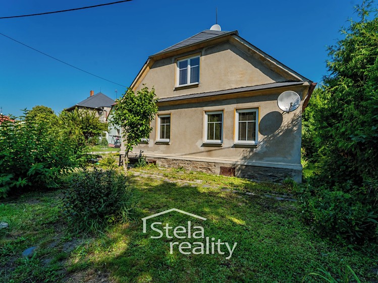 Prodej rodinného domu 148 m², pozemek 617 m² - foto 1