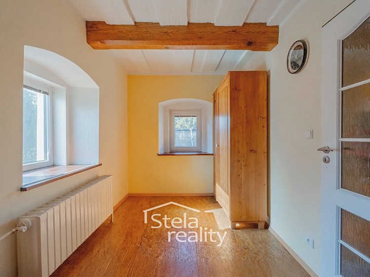 Prodej rodinného domu 145 m², pozemek 944 m² - foto 4
