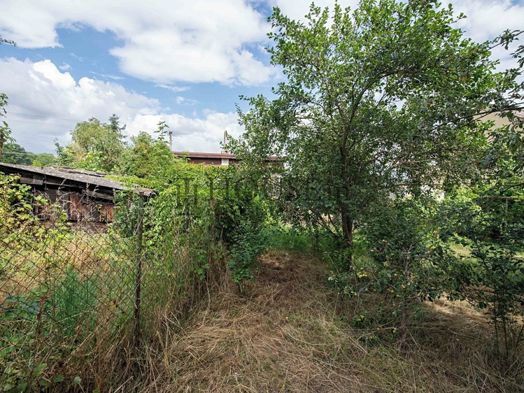 Prodej stavebního pozemku 536 m² - foto 4