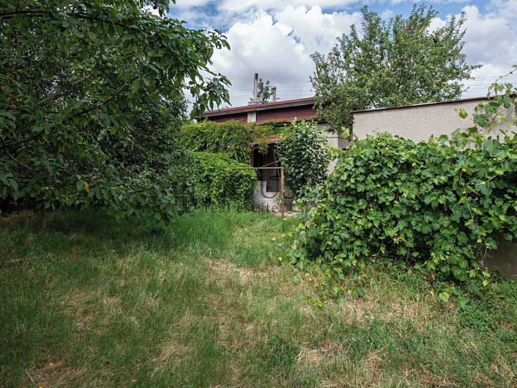 Prodej stavebního pozemku 536 m² - foto 8