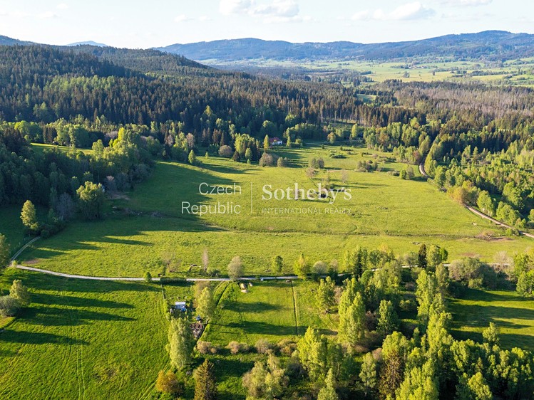 Prodej stavebního pozemku 3 286 m² - foto 5