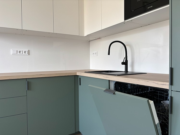 Prodej bytu 3+kk 67 m² (Jednopodlažní) - foto 3
