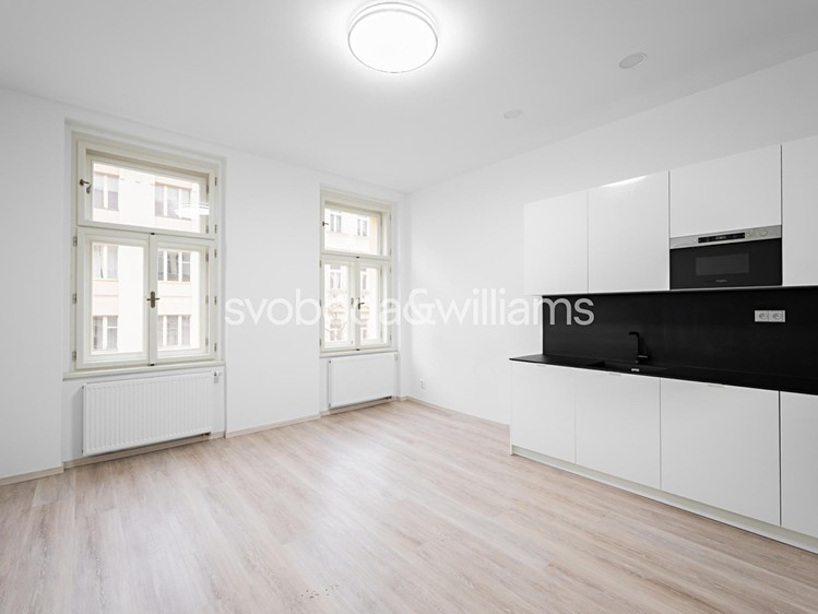 Pronájem bytu 2+kk 49 m² - foto 3
