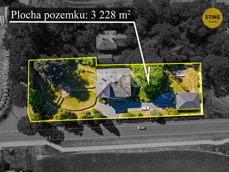 Prodej vily 700 m², pozemek 3 228 m² - foto 5