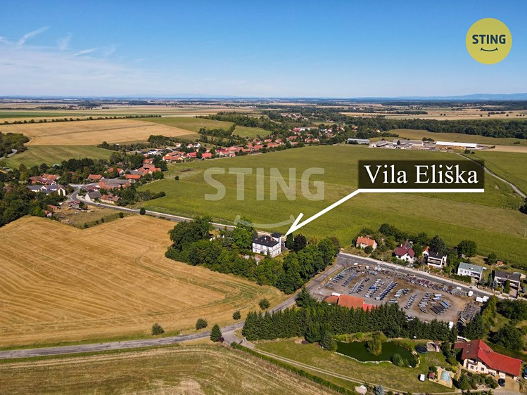 Prodej vily 700 m², pozemek 3 228 m² - foto 4