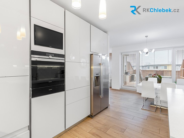 Prodej bytu 2+kk 83 m² - foto 4