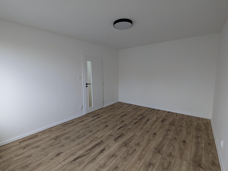 Pronájem bytu 1+1 35 m² (Jednopodlažní) - foto 6