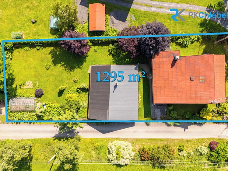 Prodej rodinného domu 202 m², pozemek 1 295 m² - foto 6