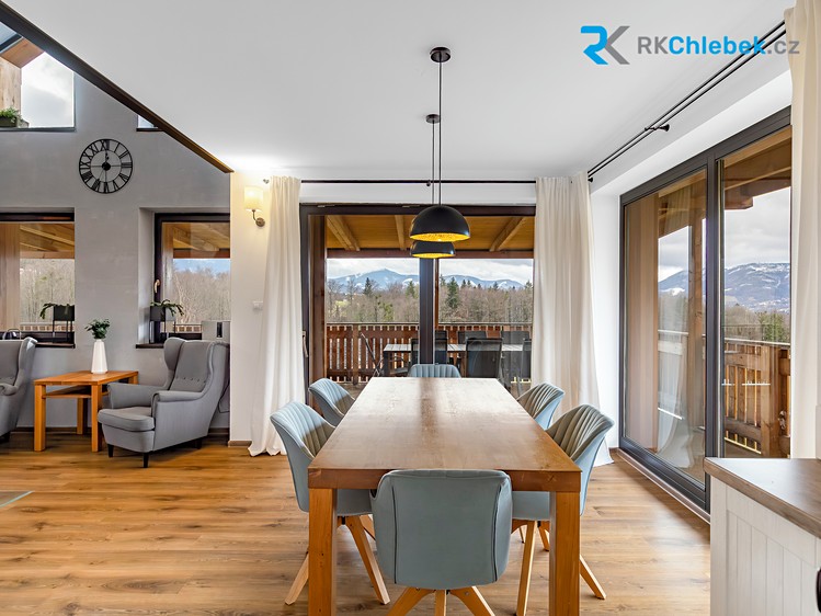 Prodej rodinného domu 150 m², pozemek 1 890 m² - foto 8