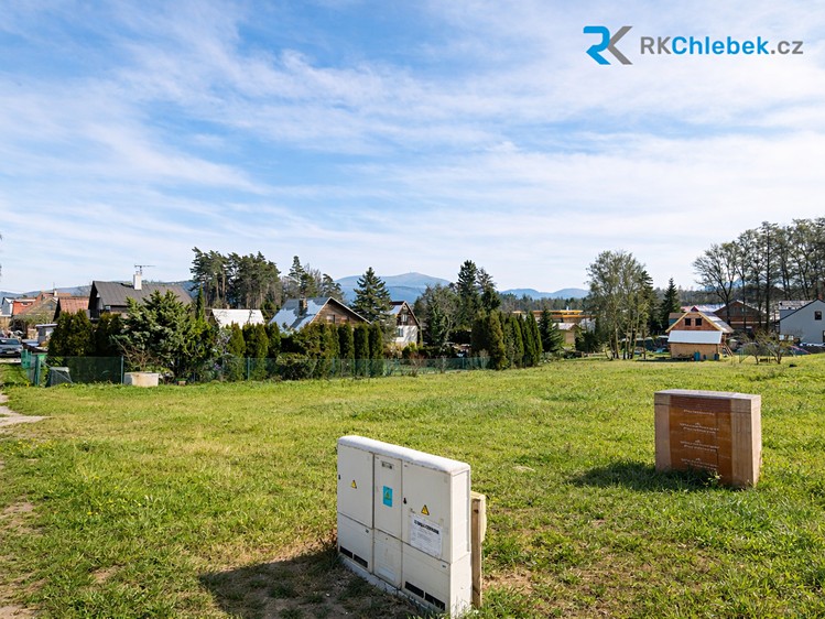 Prodej stavebního pozemku 1 288 m² - foto 7