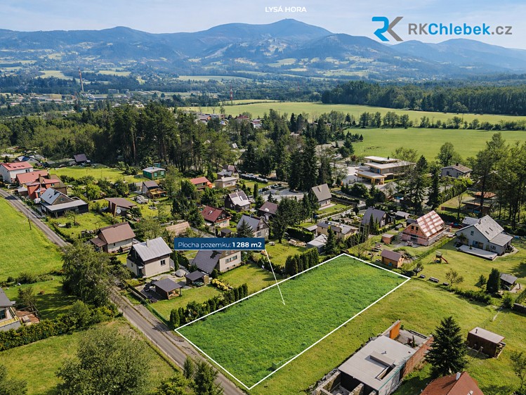 Prodej stavebního pozemku 1 288 m² - foto 1