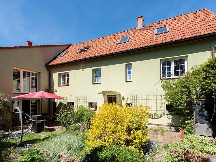 Prodej rodinného domu 276 m², pozemek 315 m² - foto 5