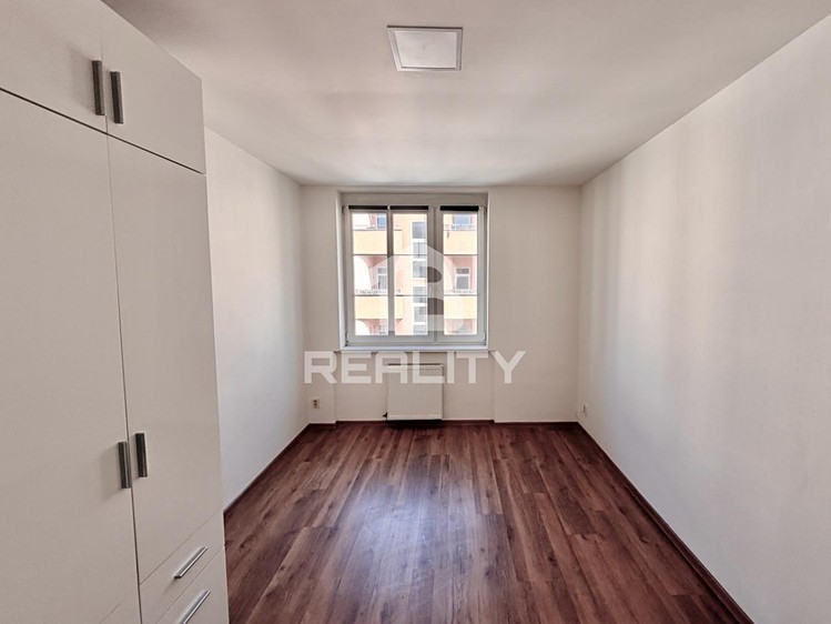 Pronájem bytu 2+1 60 m² (Jednopodlažní) - foto 3