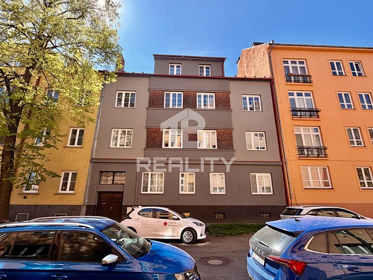 Pronájem bytu 2+1 60 m² (Jednopodlažní) - foto 1