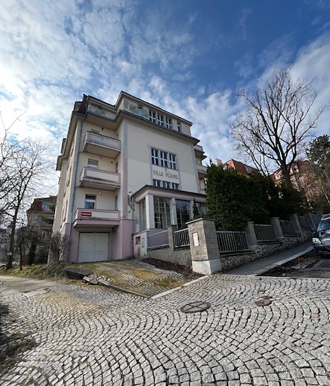 Prodej bytu 3+kk 105 m² (Jednopodlažní) - foto 2