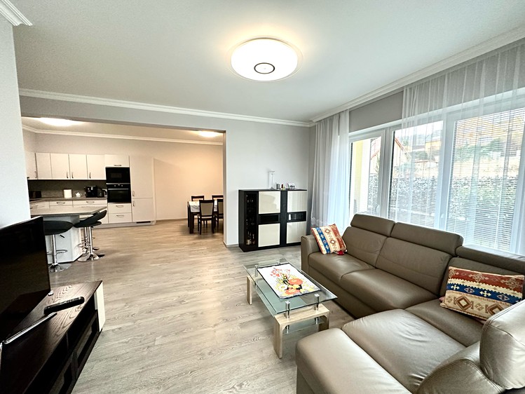 Prodej bytu 4+kk 120 m² (Jednopodlažní) - foto 3