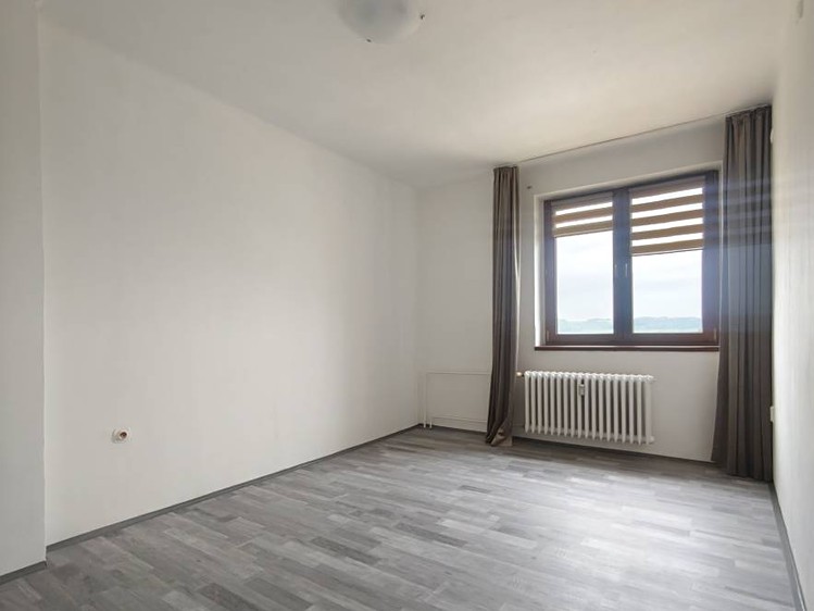 Pronájem bytu 2+1 52 m² - foto 7
