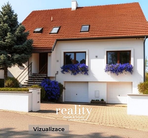 Prodej rodinného domu 480 m², pozemek 932 m² - foto 3