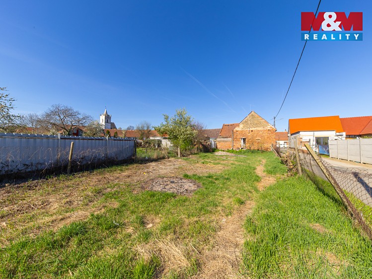 Prodej stavebního pozemku 587 m² - foto 5