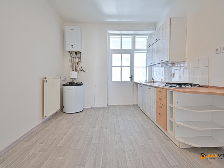 Prodej bytu 3+1 62 m² - foto 8