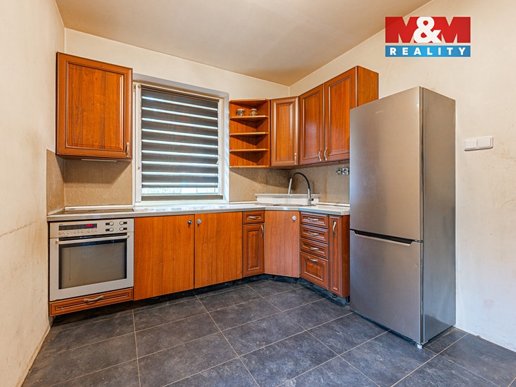 Prodej  rodinného domu 236 m², pozemek 965 m² - foto 7
