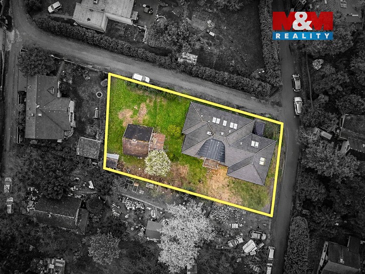 Prodej  rodinného domu 236 m², pozemek 965 m² - foto 3