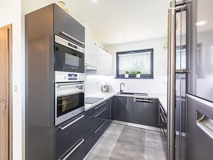Prodej  rodinného domu 119 m², pozemek 1 116 m² - foto 4